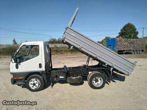 Mitsubishi Canter 3.0 Estimada Setembro/04 - à venda -