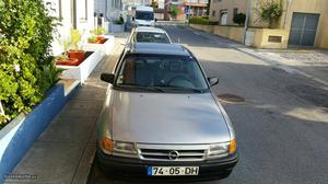 Opel Astra 1.6 Gl Fevereiro/94 - à venda - Ligeiros