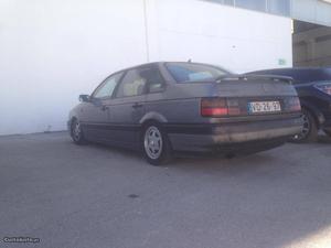 VW Passat 1.6 turbo diesel 80cv Maio/90 - à venda -