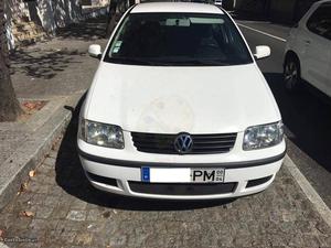 VW Polo 1.0 MPi 55cv Abril/00 - à venda - Ligeiros