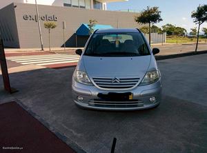 Citroën C3 1.4cc,5 lugares Novembro/03 - à venda -