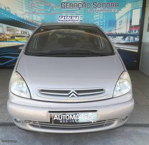 Citroën Xsara Picasso Fevereiro/03 - à venda - Ligeiros