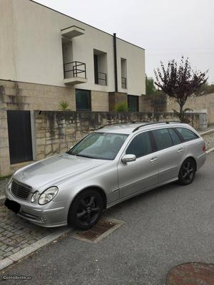 Mercedes-Benz E 270 Avantaguard Março/03 - à venda -