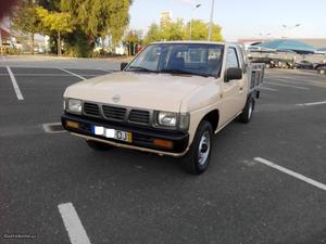 Nissan Pick Up D21 cabine extra Março/94 - à venda -