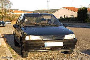 Peugeot 106 XN Julho/92 - à venda - Ligeiros Passageiros,