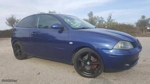 Seat Ibiza 1.9TDI 130CV Março/03 - à venda - Ligeiros