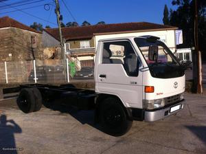 Toyota Dyna 280 Turbo pesada Março/97 - à venda -