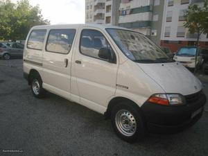 Toyota HiAce 2.5 Julho/00 - à venda - Ligeiros Passageiros,