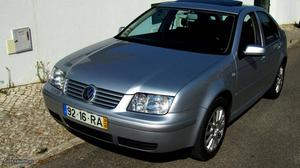 VW Bora 1.9 Tdi 4Motion Janeiro/01 - à venda - Ligeiros