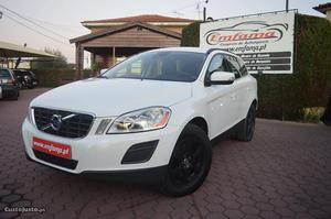 Volvo XC D Julho/10 - à venda - Monovolume / SUV,