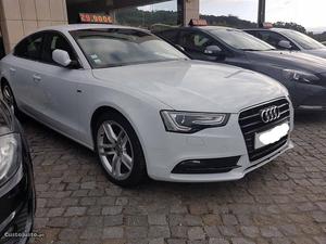 Audi A5 s line 2.0 tdi Julho/12 - à venda - Ligeiros