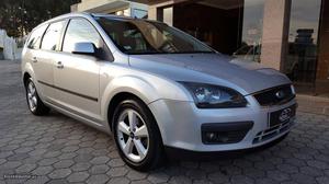 Ford Focus SW 1.6 TDCI Junho/06 - à venda - Ligeiros