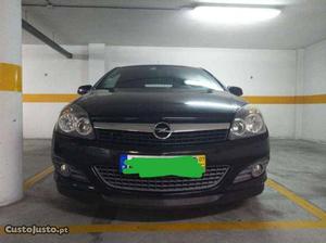 Opel Astra GTC Fevereiro/07 - à venda - Comerciais / Van,