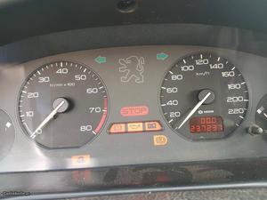 Peugeot 406 carrinha Junho/99 - à venda - Ligeiros