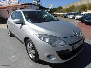 Renault Mégane 1.5DCI 110 CV Dyn Julho/10 - à venda -