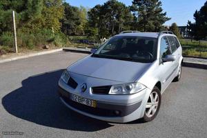 Renault Mégane Break 1.5 dCi 86cv Maio/06 - à venda -