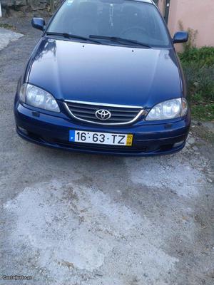 Toyota Avensis executive 2.0 d4d Agosto/02 - à venda -