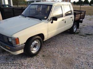Toyota Hilux Pickup cabine Dupla Junho/90 - à venda -