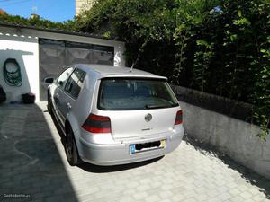 VW Golf IV 1.9 TDI 110cv Abril/99 - à venda - Ligeiros