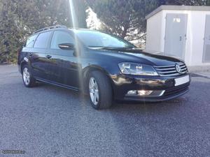 VW Passat Variant 1.6 Tdi Dezembro/14 - à venda - Ligeiros