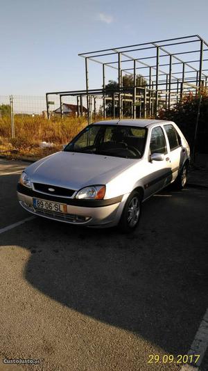 Ford Fiesta 1.3 mk4 facelift Outubro/01 - à venda -