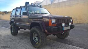 Jeep Cherokee XJ Limited Junho/94 - à venda - Pick-up/