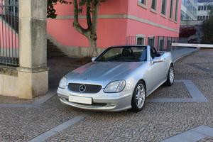 Mercedes-Benz SLK 200 Kompressor 163cv Julho/02 - à venda -