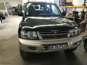 Mitsubishi Pajero Pajero 3 Portas Abril/00 - à venda -