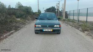 Nissan Sunny 1.3 SLX Sedan Fevereiro/87 - à venda -