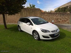 Opel Astra sports tourer cdti Junho/14 - à venda - Ligeiros