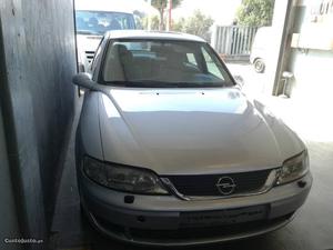 Opel Vectra 2.2 DTI full Extras Fevereiro/01 - à venda -