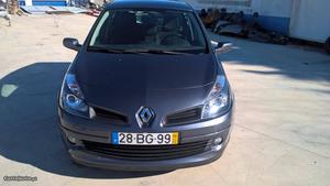 Renault Clio 1.5 Dci 1 dono Fevereiro/06 - à venda -