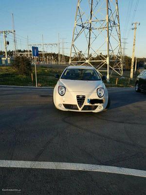 Alfa Romeo Mito 1.3 jmtd Maio/13 - à venda - Ligeiros