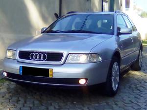 Audi A4 Avant 1.9TDI 115cv Março/01 - à venda - Ligeiros
