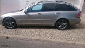 Mercedes-Benz C 220 carrinha Outubro/04 - à venda -