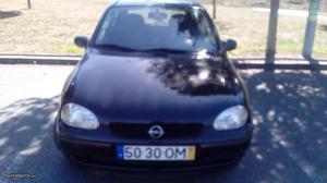 Opel Corsa 1.5 TD SPORT ISUZU Dezembro/99 - à venda -