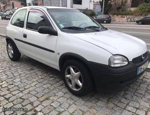 Opel Corsa motor izuso Março/99 - à venda - Comerciais /