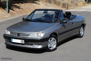 Peugeot 306 Cabriolet 1.6 i Abril/97 - à venda -