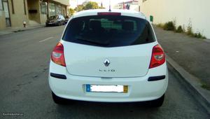 Renault Clio Diesel AC (veja) Abril/09 - à venda -
