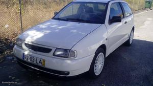 Seat Ibiza 1.9 d Abril/98 - à venda - Comerciais / Van,