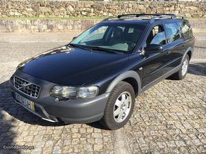 Volvo XC 70 D5 AWD Crosscountry Novembro/02 - à venda -