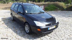 Ford Focus 1.4 Impecável Março/00 - à venda - Ligeiros