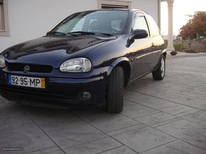 Opel Corsa B - Sport TD Janeiro/99 - à venda - Ligeiros