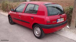 Renault Clio 1.2 Dezembro/00 - à venda - Ligeiros