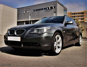 BMW 525 D touring c/autom Novembro/05 - à venda - Ligeiros