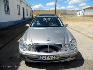 Mercedes-Benz E 220 avangard Maio/05 - à venda - Ligeiros