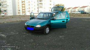 Opel Corsa V Swing Maio/96 - à venda - Ligeiros