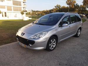 Peugeot  hdi 7 lugares Dezembro/05 - à venda -