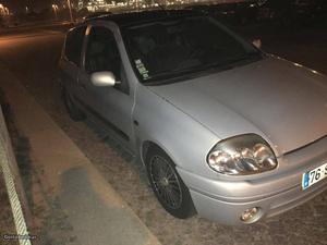 Renault Clio 1.2 Julho/00 - à venda - Ligeiros Passageiros,