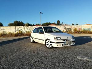 Renault Clio 1.9d Dezembro/95 - à venda - Ligeiros
